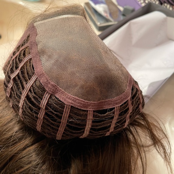 Raquel Welch lace wig. - Picture 4 of 12